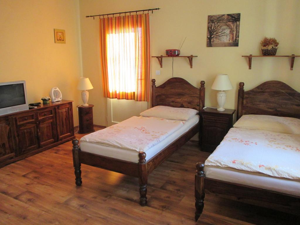 Penzion - U staré pekárny Hotel Bohumín Quarto foto